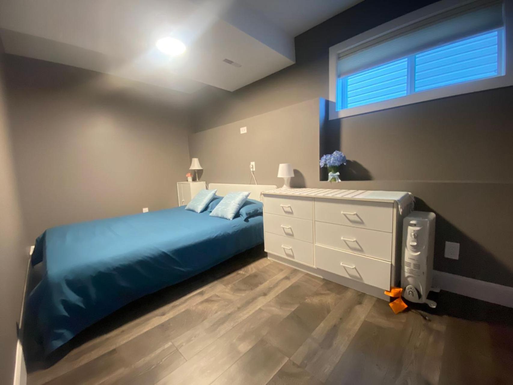 Lovely Home Calgary Extérieur photo